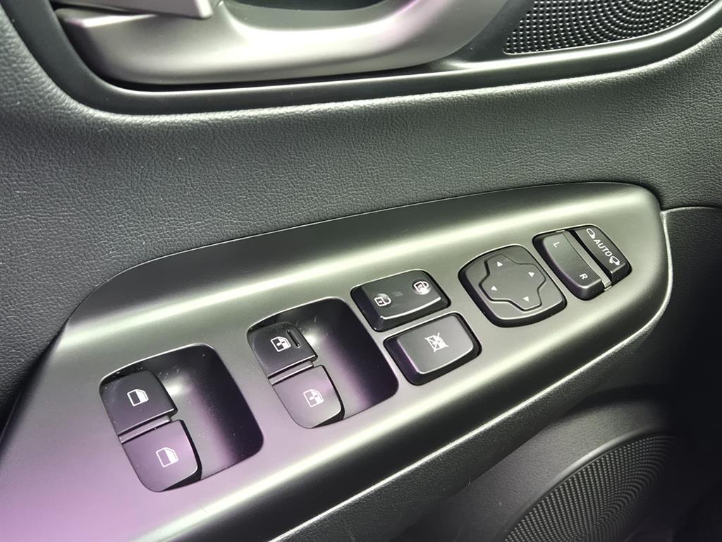 HYUNDAI Kona 2019 Blanco - Importación desde Corea - HF Imports Iquique - Foto 18