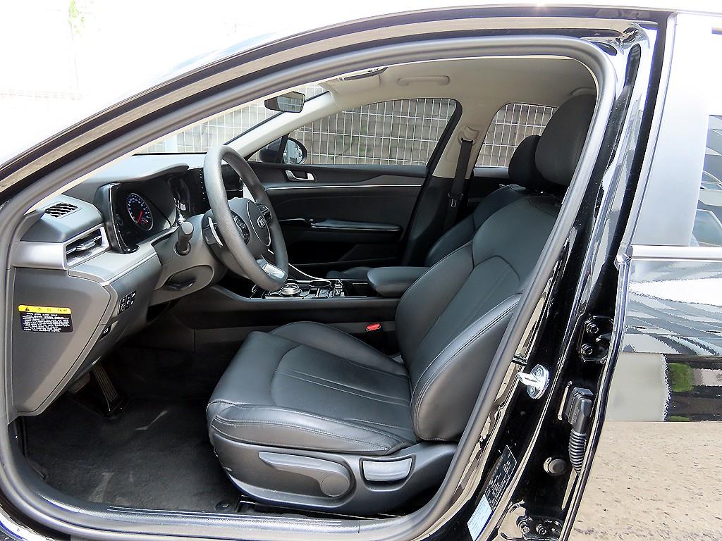 KIA K5 - Vista 7