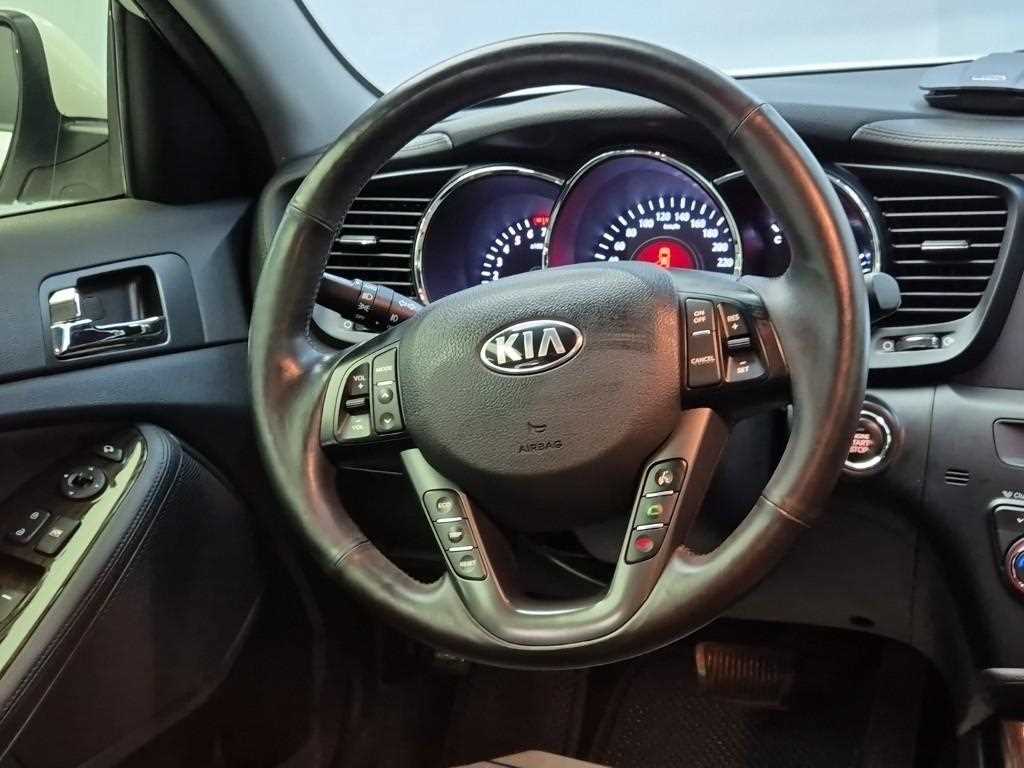 KIA K5 - Vista 11