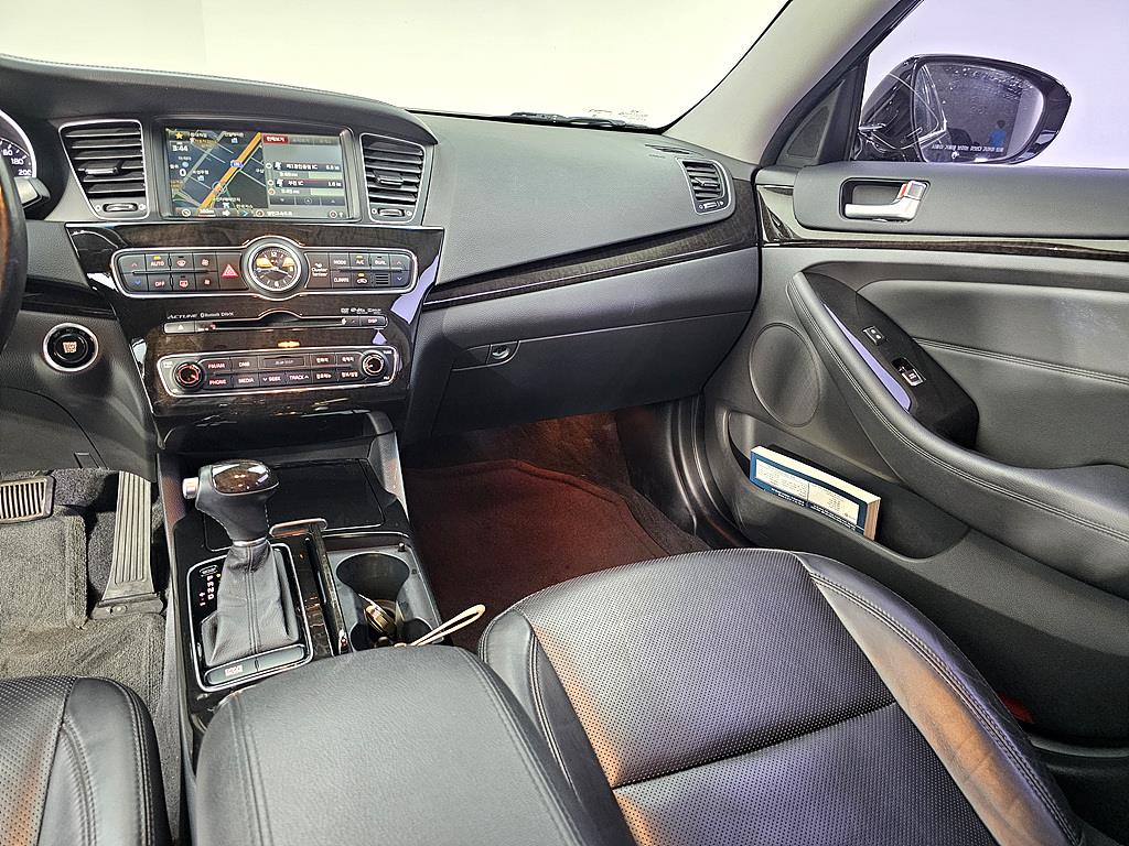 KIA K7 - Vista 12