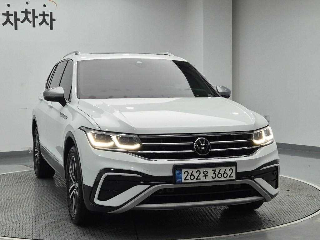Volkswagen Tiguan - Vista 6