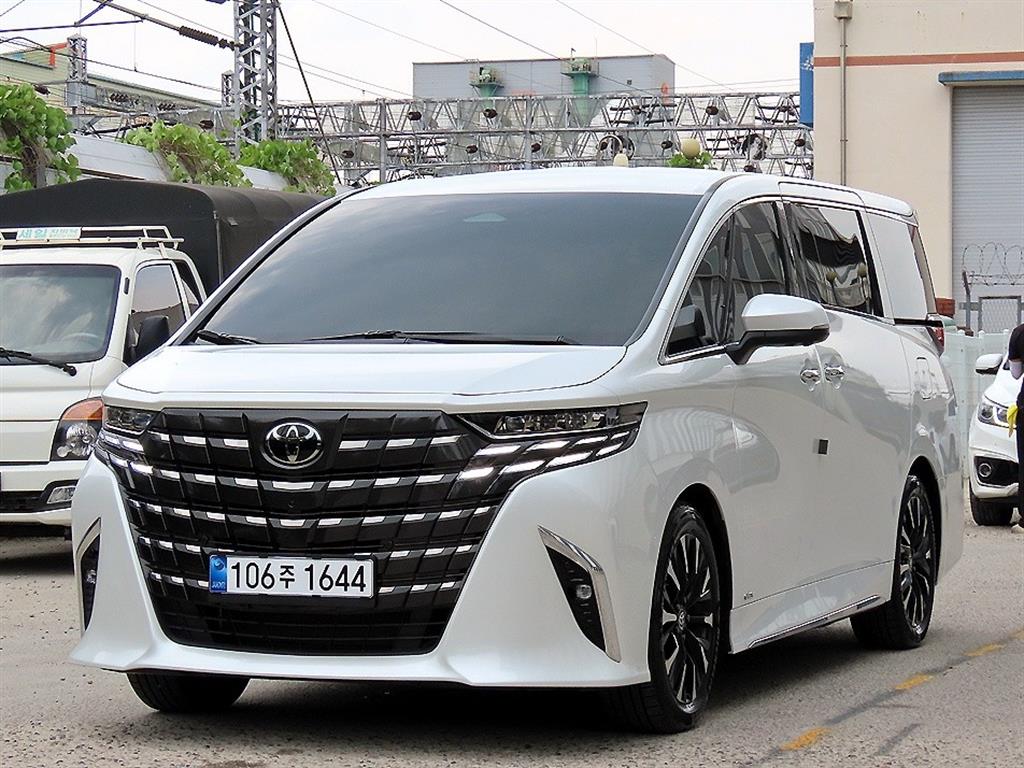 Toyota Alphard - Vista 2
