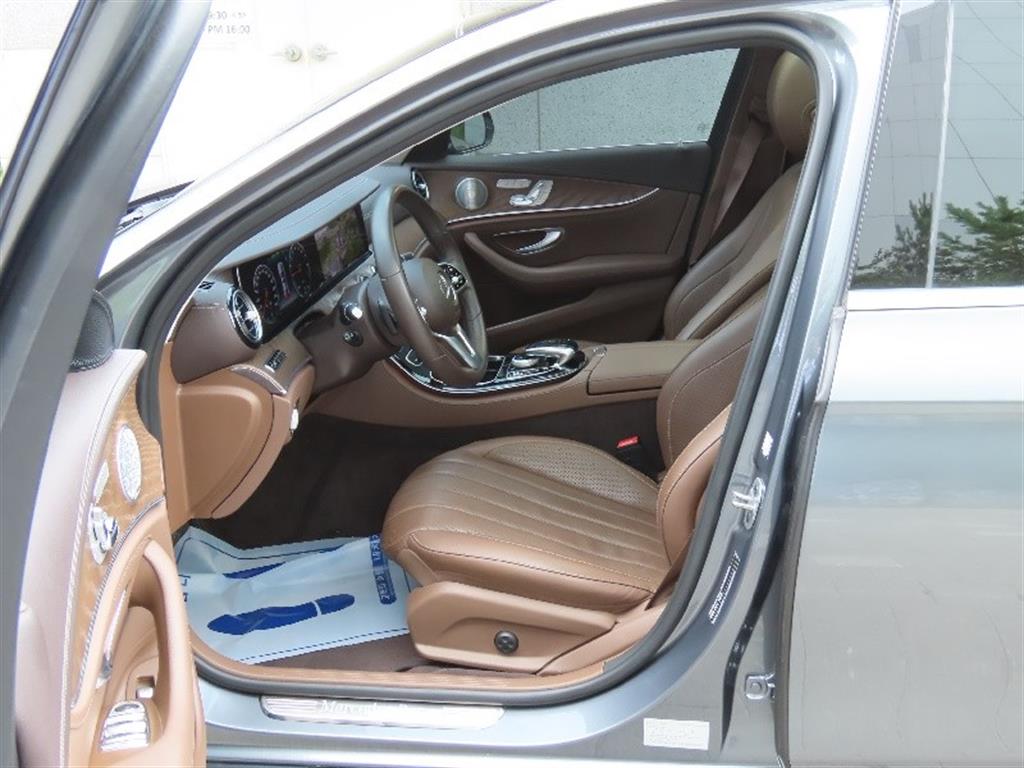 Mercedes Benz E class 2019 Gris - Importación desde Corea - HF Imports Iquique - Foto 14