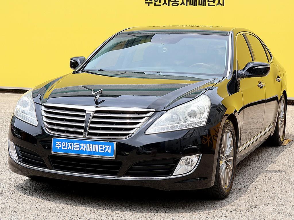 HYUNDAI Equus - Vista 2