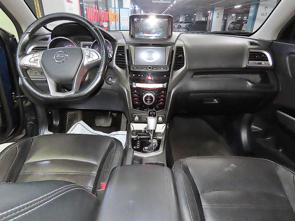 Ssangyong Tivoli - Vista 12