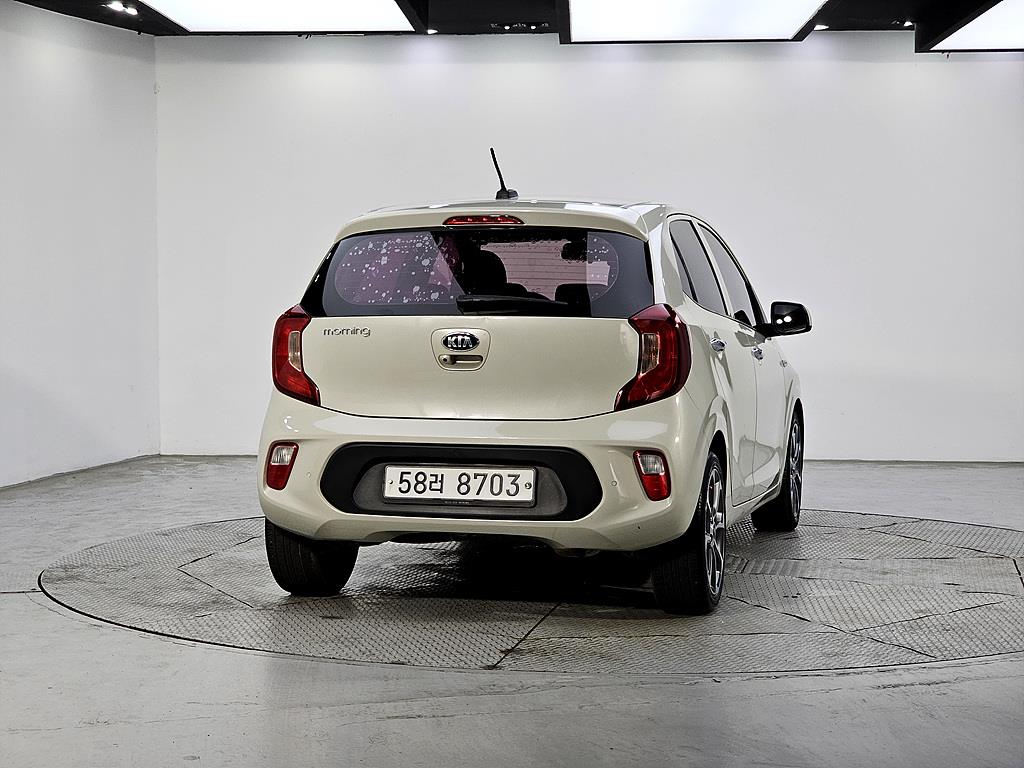 KIA Morning - Vista 6