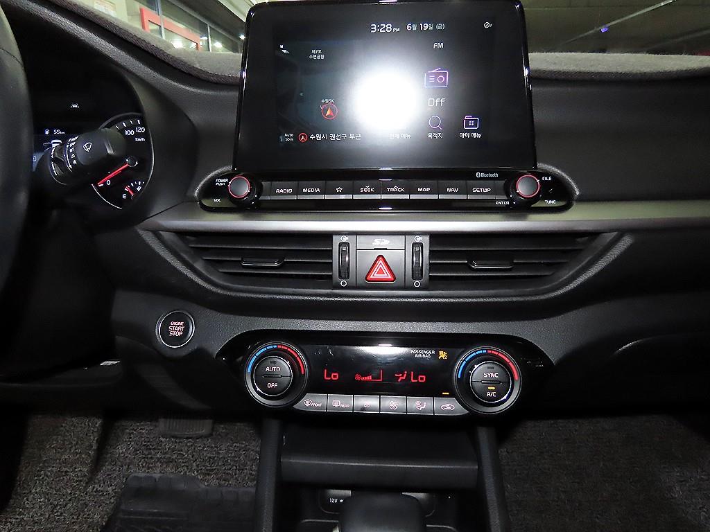 KIA K3 2019 Blanco - Importación desde Corea - HF Imports Iquique - Foto 13