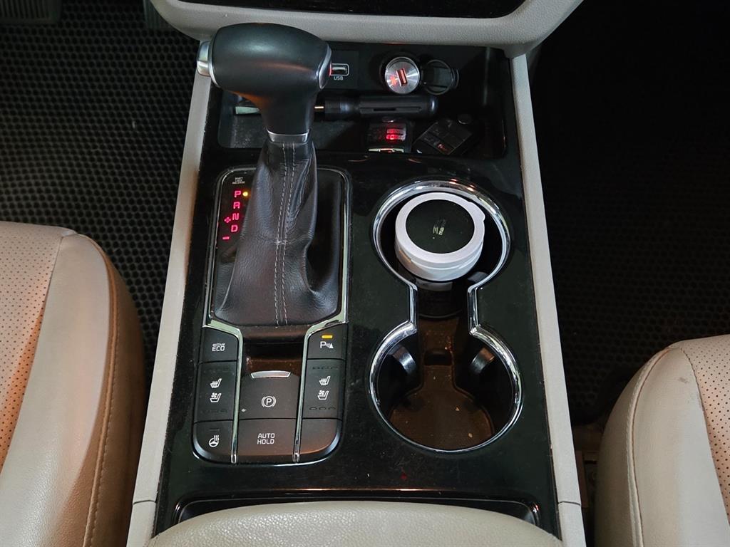 KIA Carnival 2018 Gris - Importación desde Corea - HF Imports Iquique - Foto 16