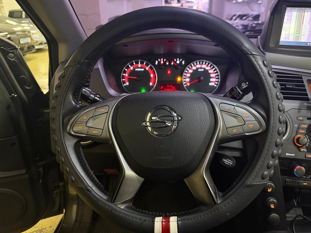 Ssangyong Korando - Vista 11