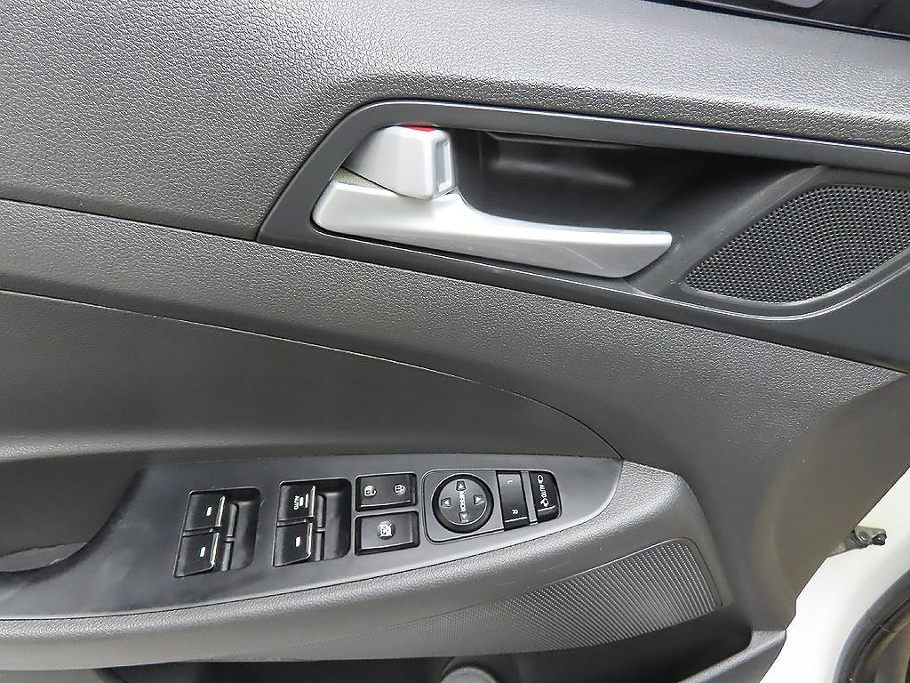 HYUNDAI Tucson - Vista 11