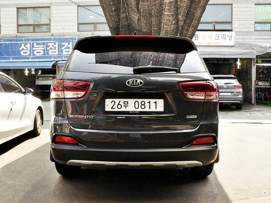 KIA Sorento - Vista 3