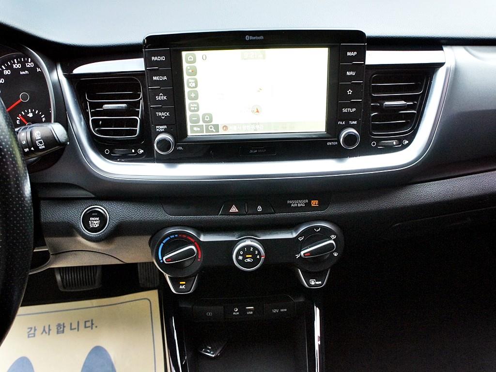 KIA Stonic - Vista 12