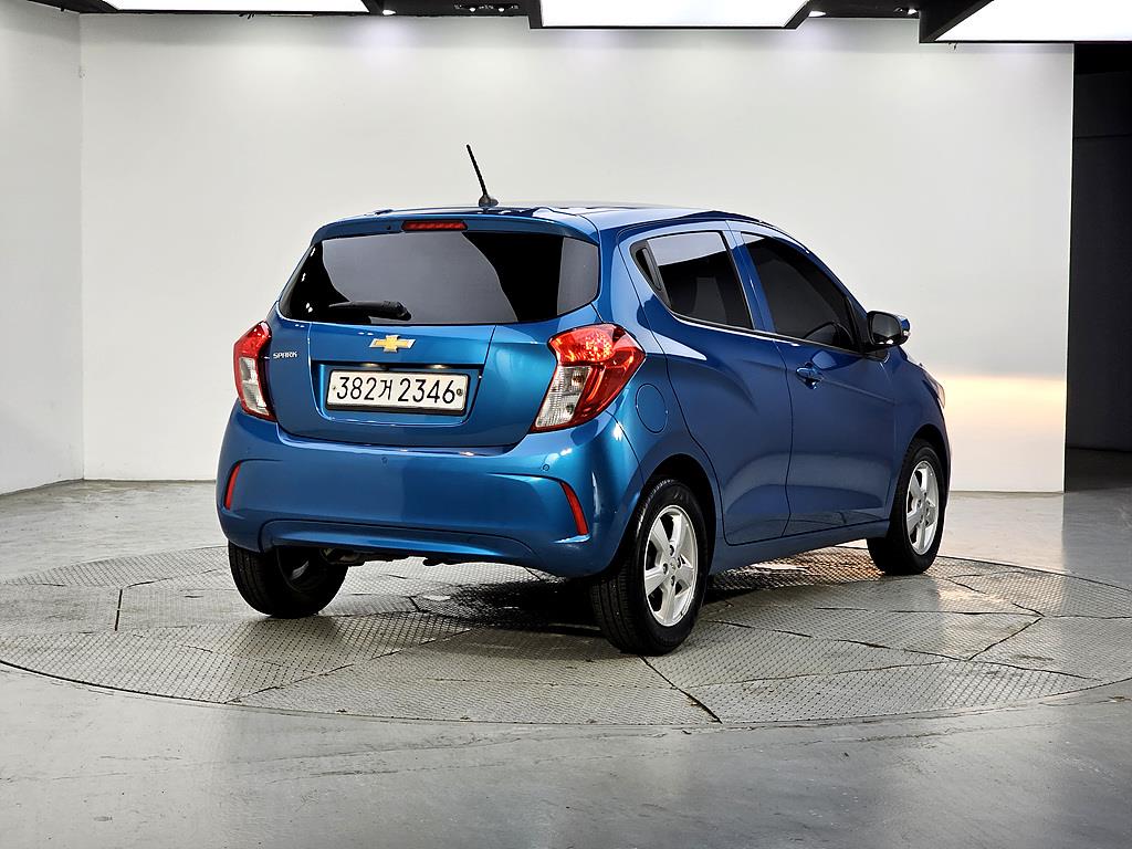 Chevrolet Spark - Vista 6