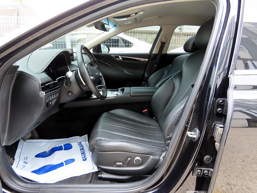 Genesis G80 - Vista 7