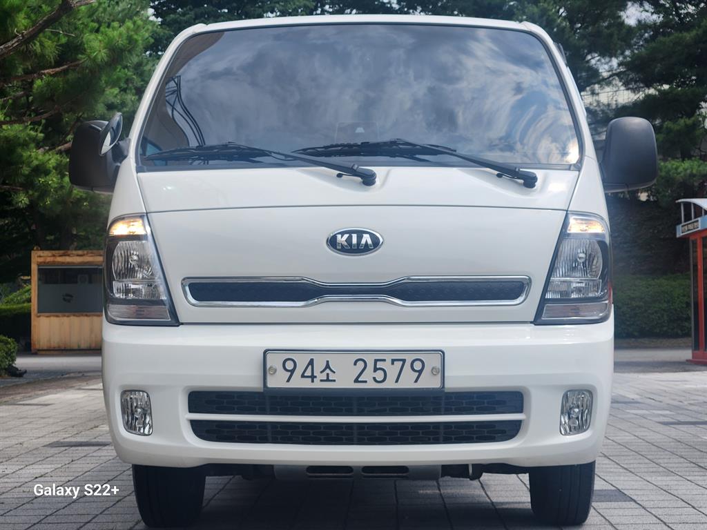 Small Truck Cargo (small) - Vista 3