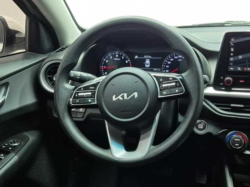 KIA K3 - Vista 11