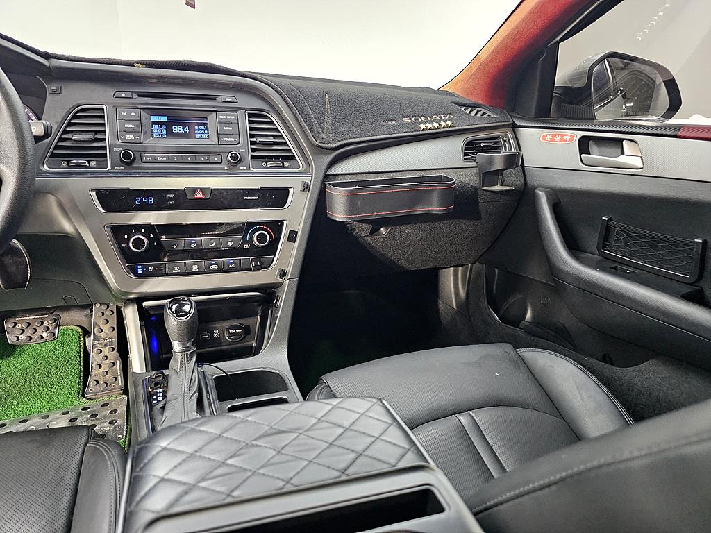 HYUNDAI Sonata - Vista 12