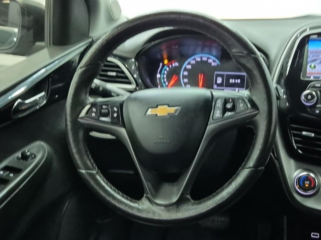 Chevrolet Spark - Vista 11