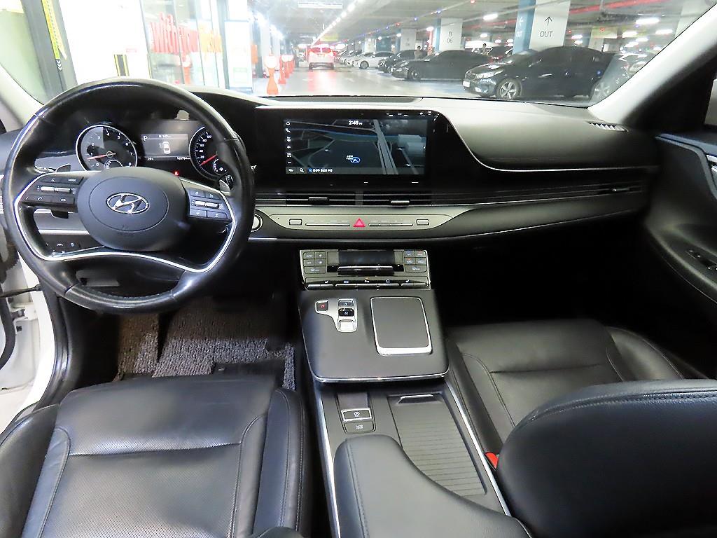 HYUNDAI Grandeur - Vista 12