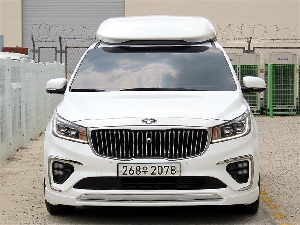 KIA Carnival 2019 Blanco - Importación desde Corea - HF Imports Iquique - Foto 1