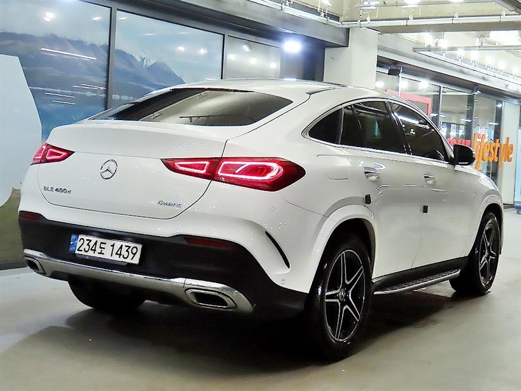 Mercedes Benz GLE Class - Vista 6