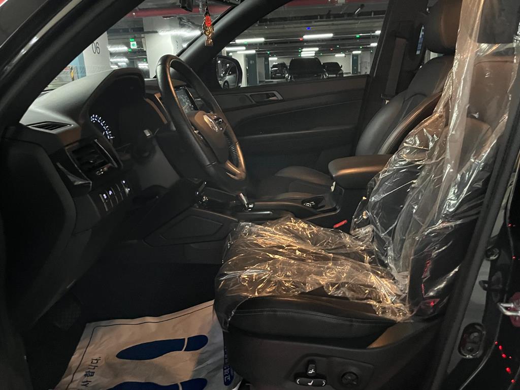 Ssangyong Rexton - Vista 12