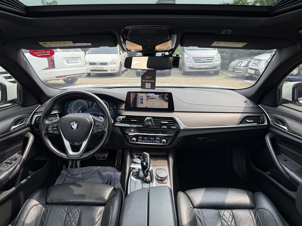 BMW 5 Series - Vista 9