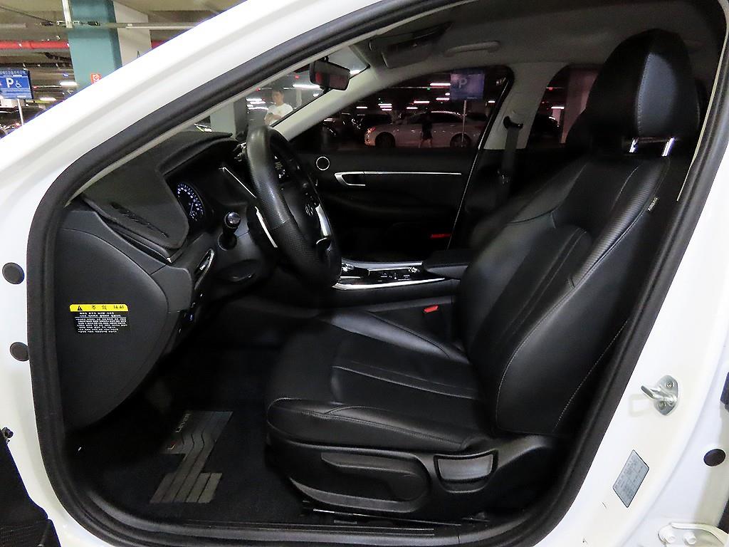 HYUNDAI Sonata - Vista 8