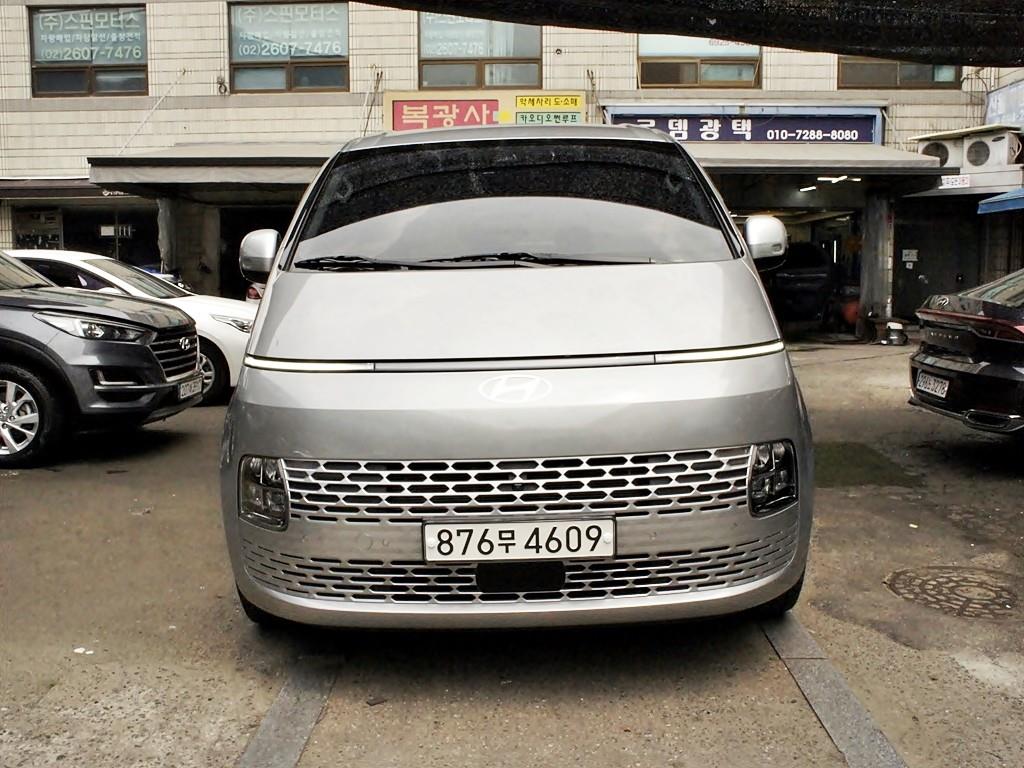 HYUNDAI Staria 2025 Gris - Importación desde Corea - HF Imports Iquique - Foto 1