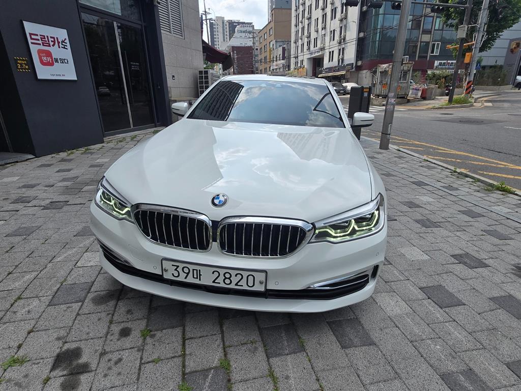 BMW 5 Series - Vista 2