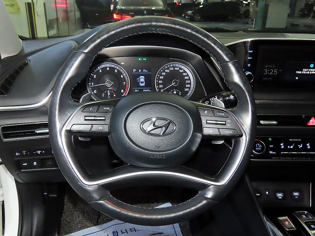 HYUNDAI Sonata - Vista 10
