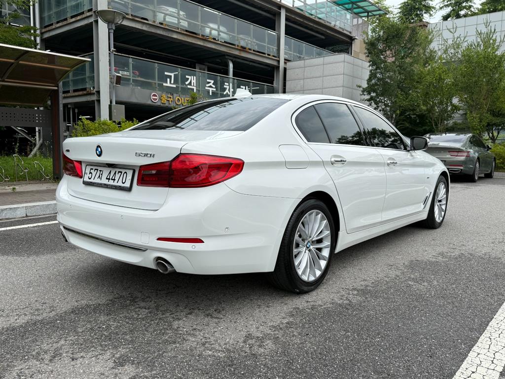 BMW 5 Series - Vista 8
