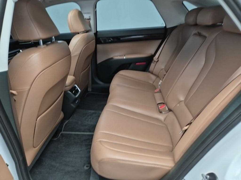 HYUNDAI Grandeur - Vista 12