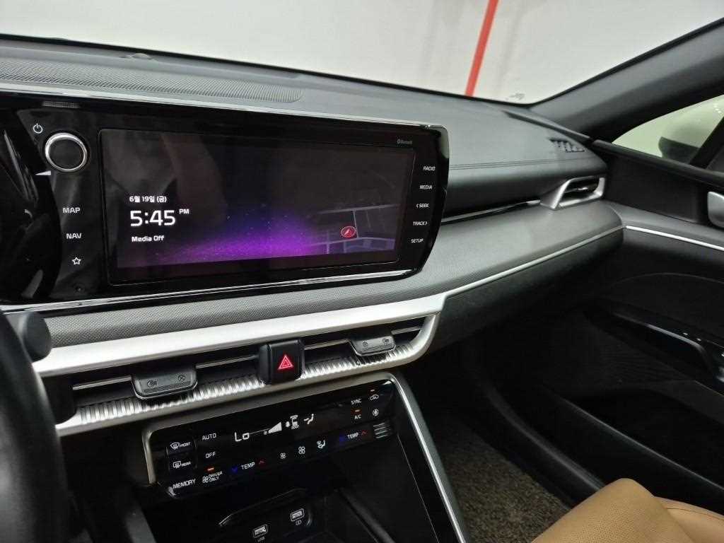 KIA K5 - Vista 12