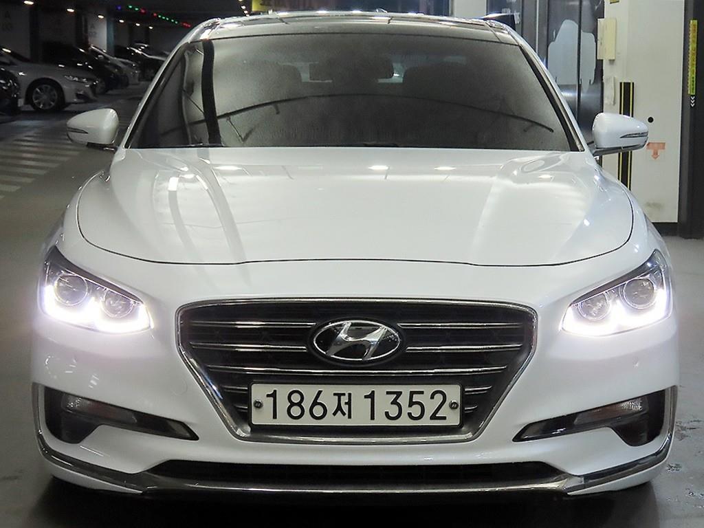 HYUNDAI Grandeur - Vista 2