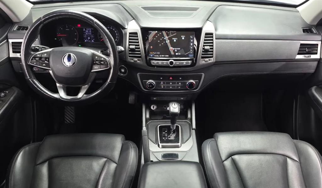 Ssangyong Rexton - Vista 9