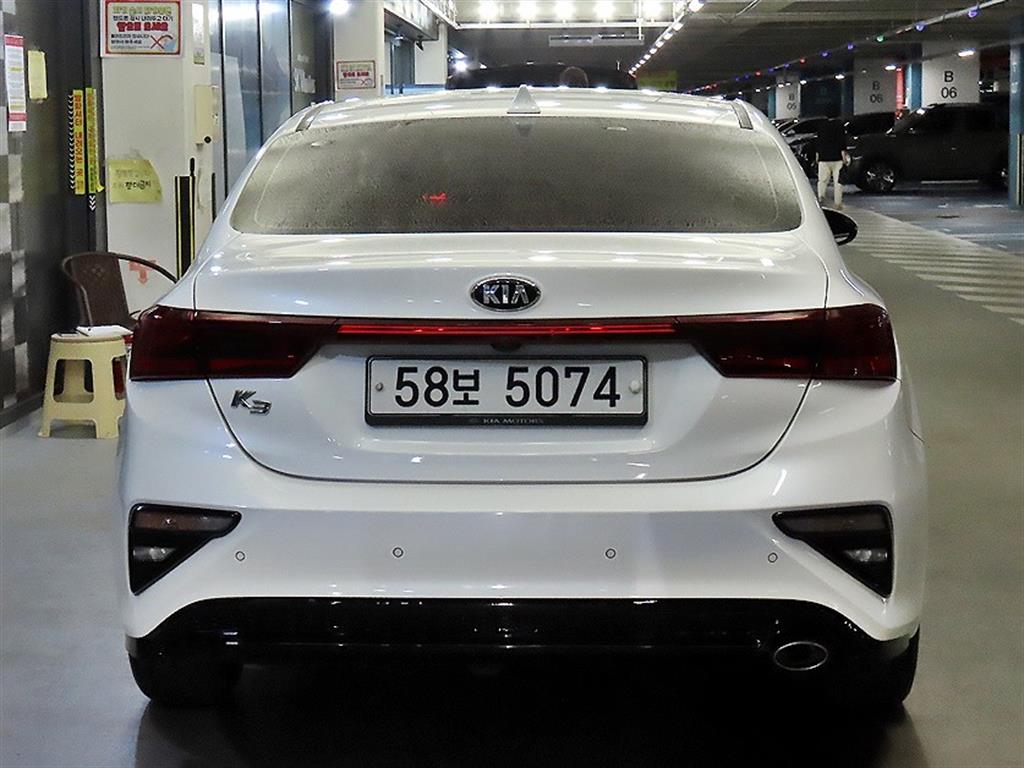 KIA K3 - Vista 7