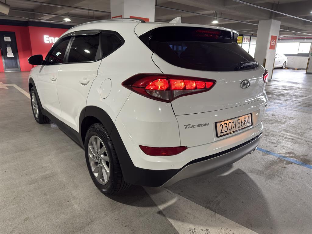 HYUNDAI Tucson - Vista 8