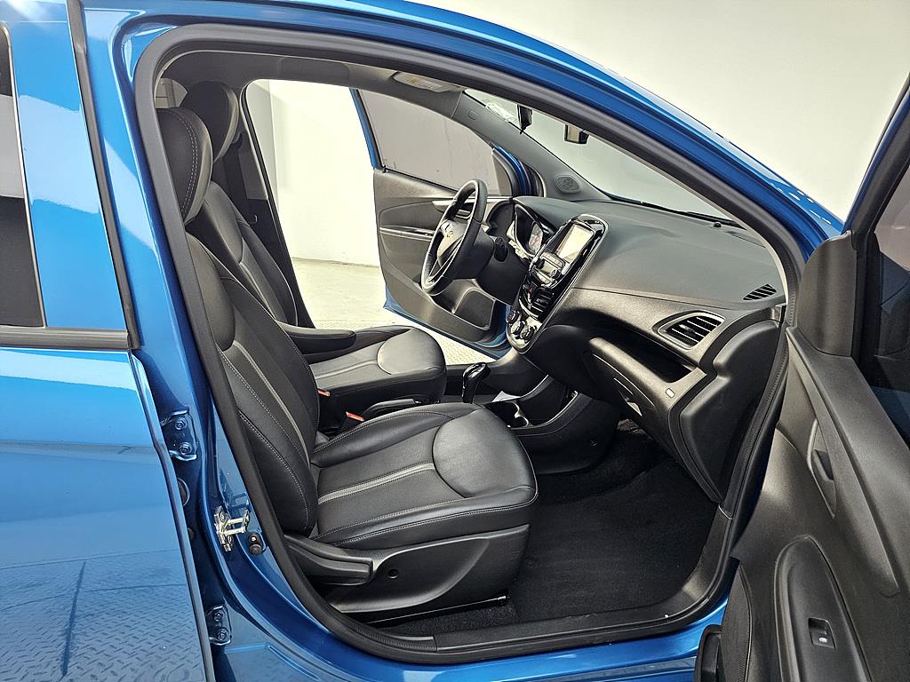 Chevrolet Spark 2019 Azul - Importación desde Corea - HF Imports Iquique - Foto 13