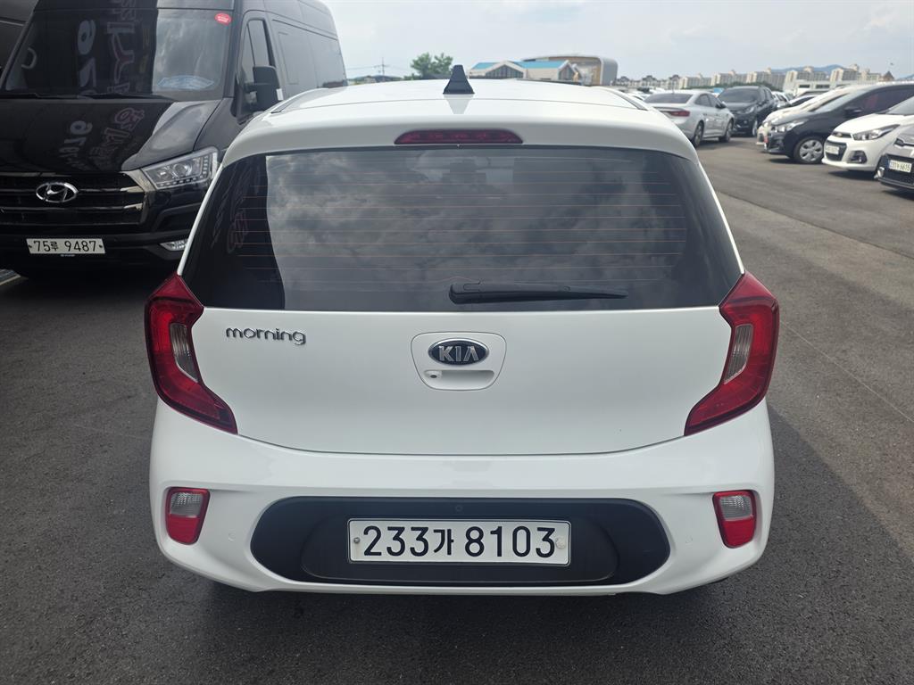 KIA Morning - Vista 6