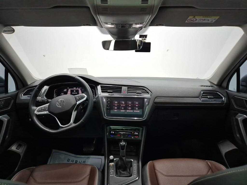 Volkswagen Tiguan - Vista 9