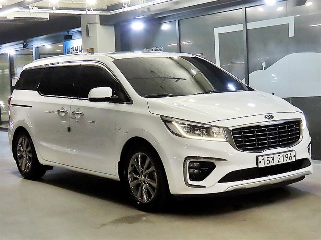 KIA Carnival 2018 Blanco - Importación desde Corea - HF Imports Iquique - Foto 1