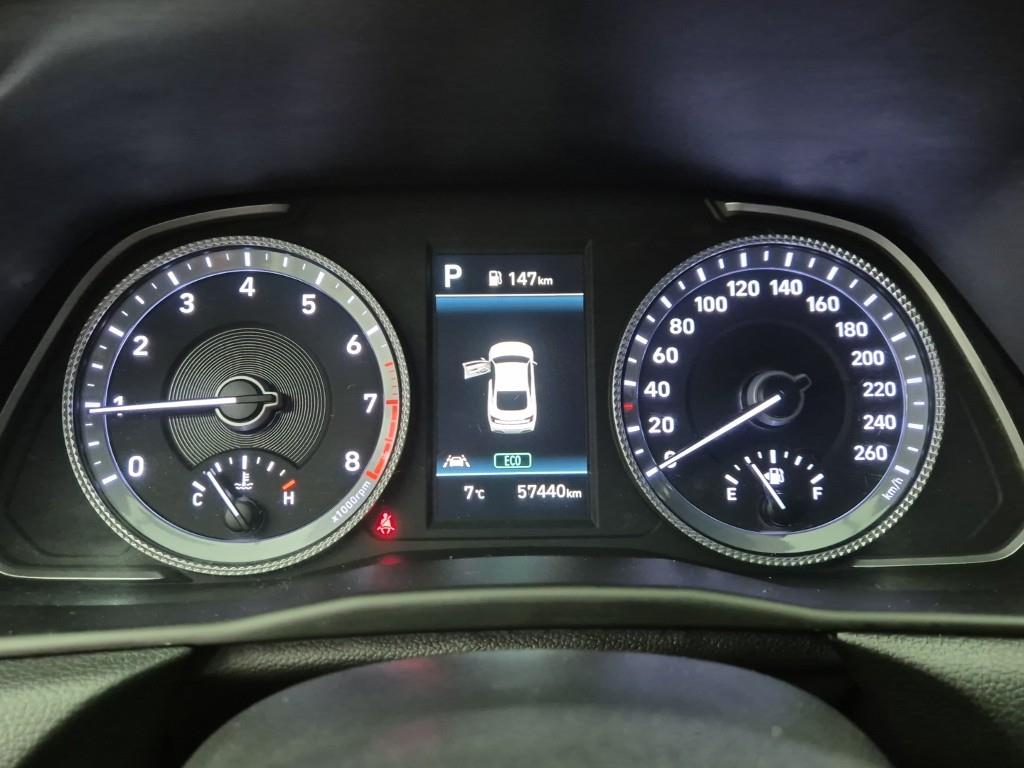 HYUNDAI Sonata - Vista 9