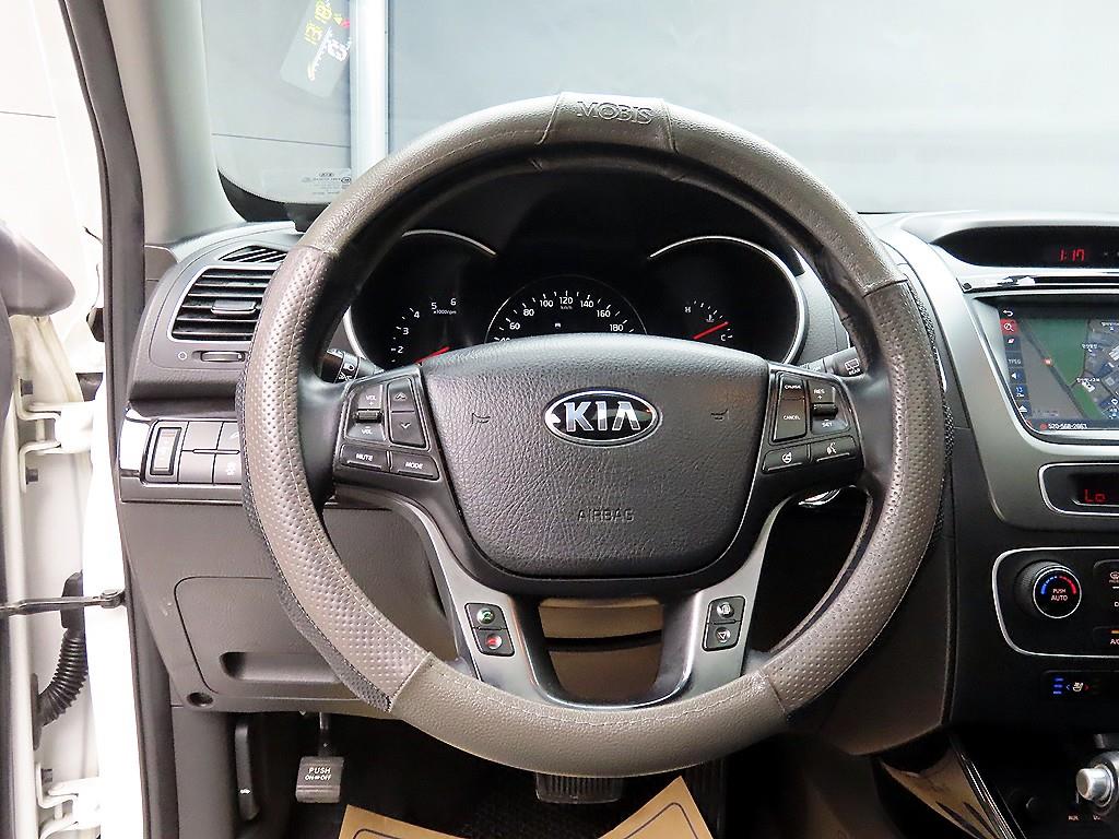 KIA Sorento - Vista 11