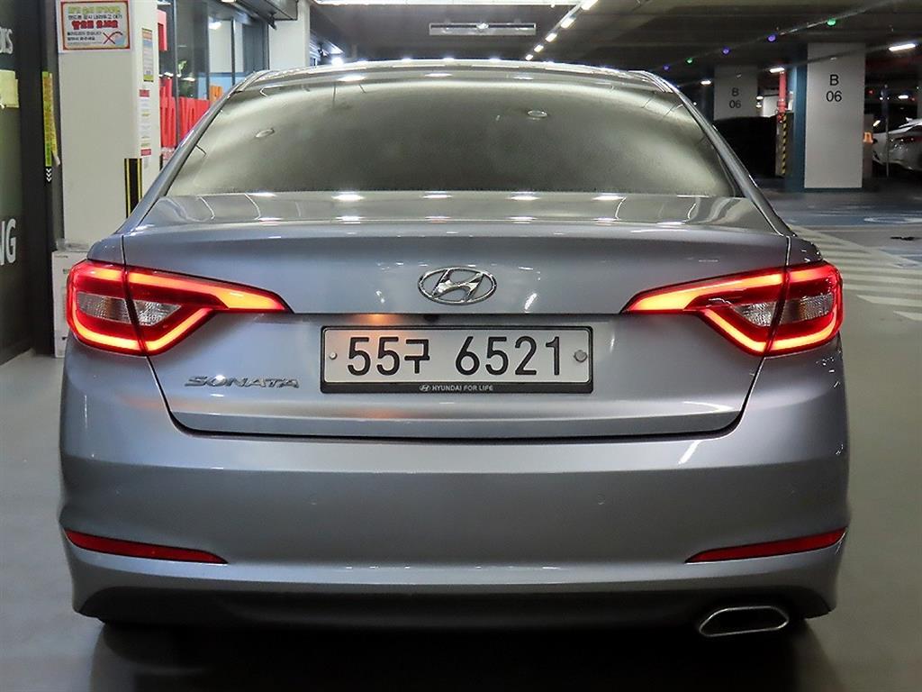 HYUNDAI Sonata - Vista 7