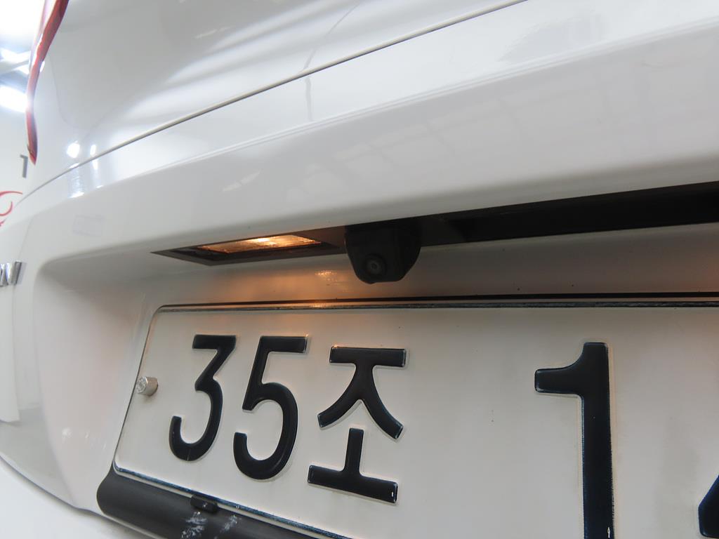 HYUNDAI Tucson 2015 Blanco - Importación desde Corea - HF Imports Iquique - Foto 18