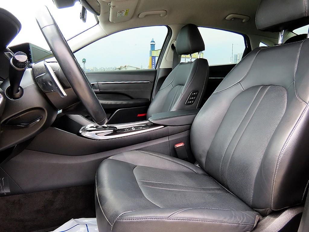 HYUNDAI Sonata - Vista 7