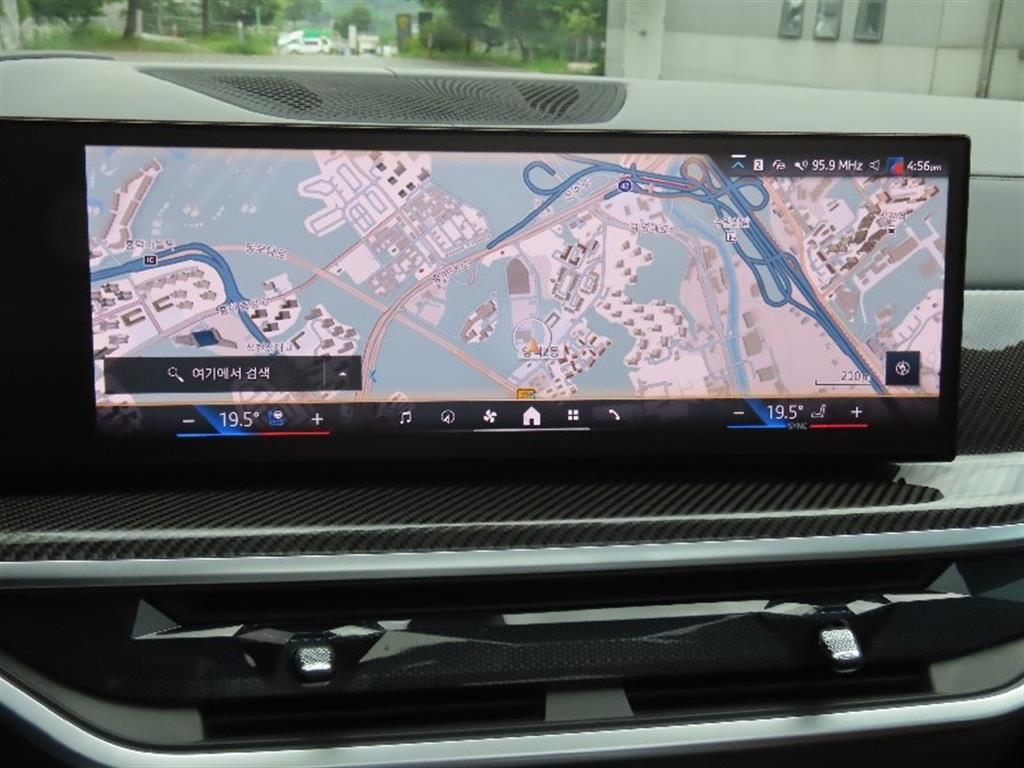 BMW X7 - Vista 10