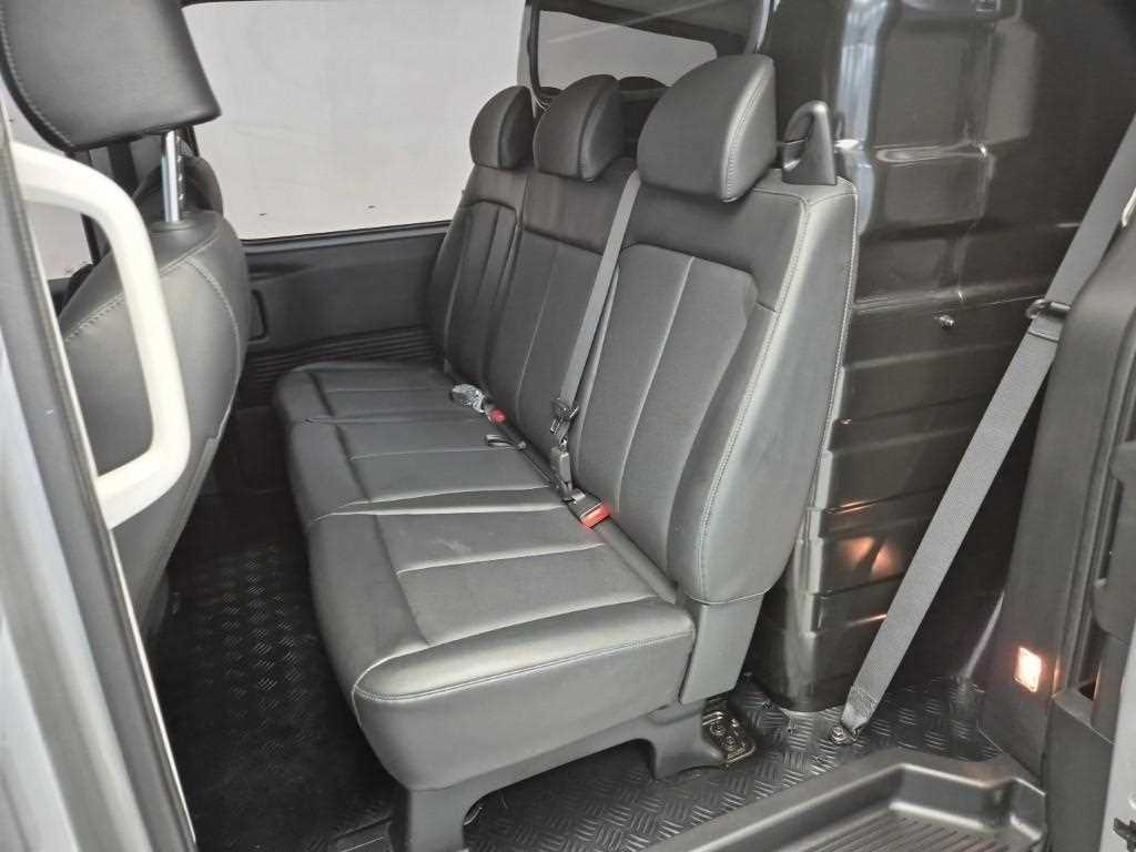 HYUNDAI Staria 2022 Plateado - Importación desde Corea - HF Imports Iquique - Foto 14