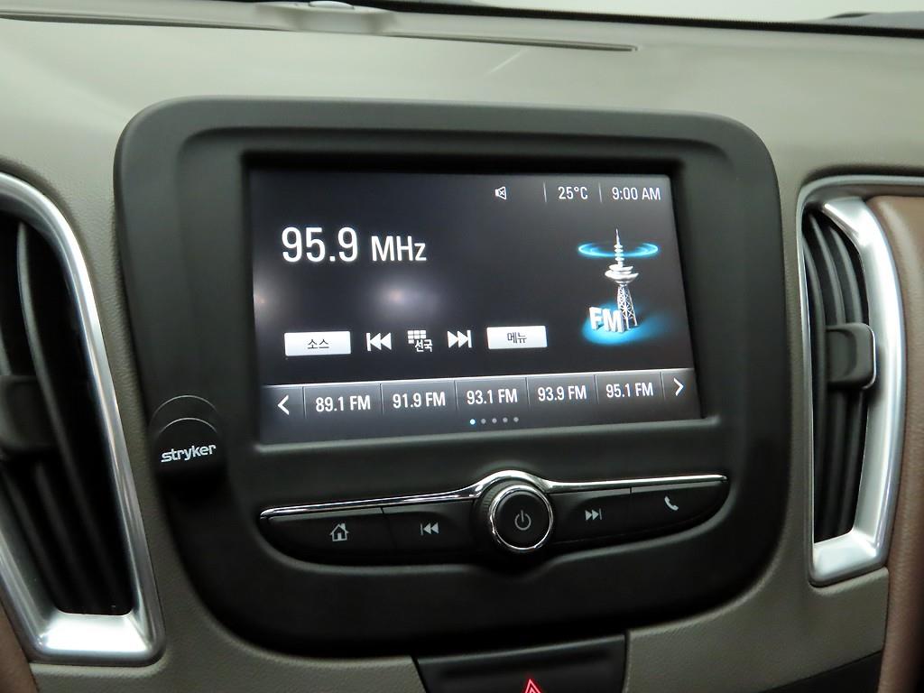 Chevrolet Malibu - Vista 10